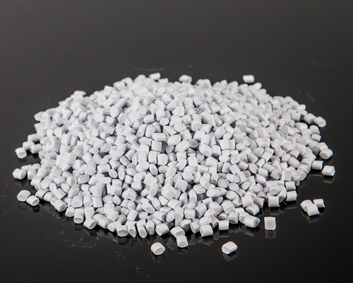 Kandui White Leaflet